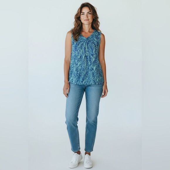 EUC Coldwater Creek Women’s Blue Print Design  Sleeveless Top Blouse - Size M - Picture 1 of 5